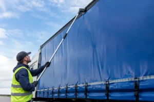Using an Extendable Pole Safely on Tautliners